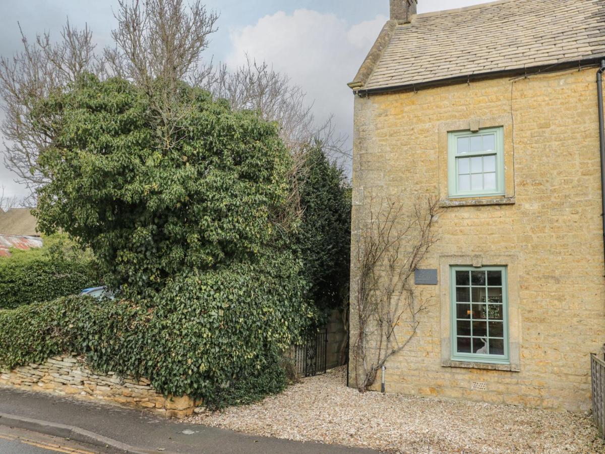 Barton Cottage Cheltenham Exteriör bild